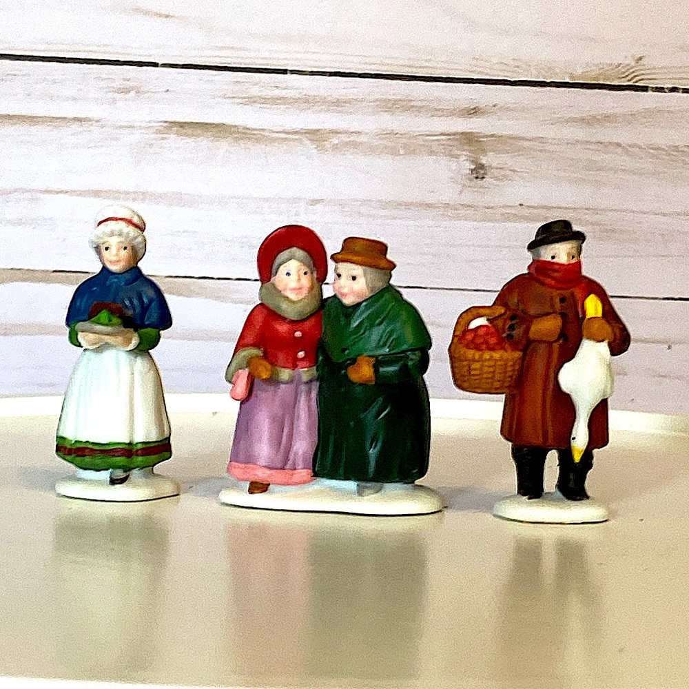 DEPARTMENT 56 - Fezziwegs And Friends - Heritage Village - Dickens Village